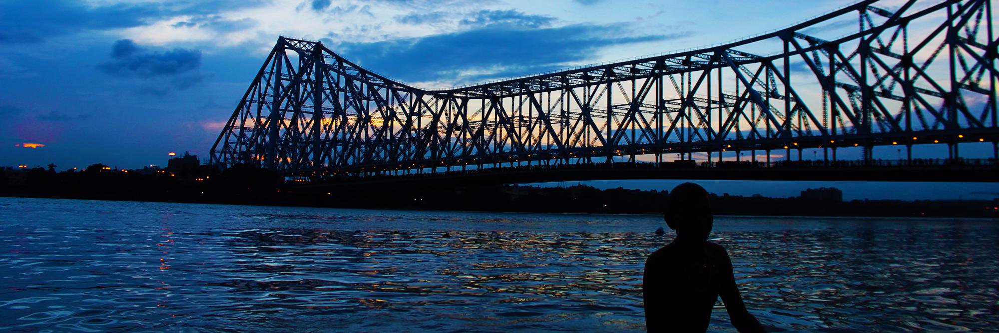 nayanika_c's profile banner image