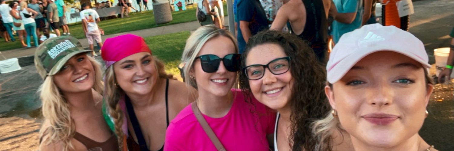 _allisonmartz_'s profile banner image