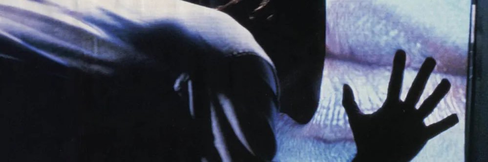 em is online banner
