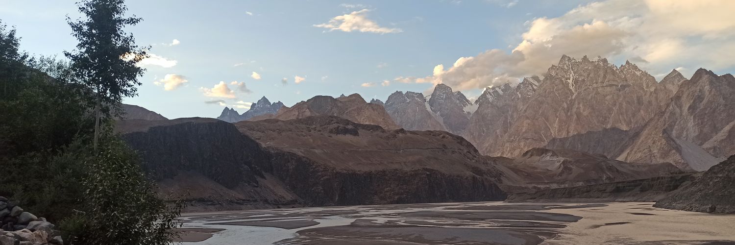 RaheelAmini's profile banner image