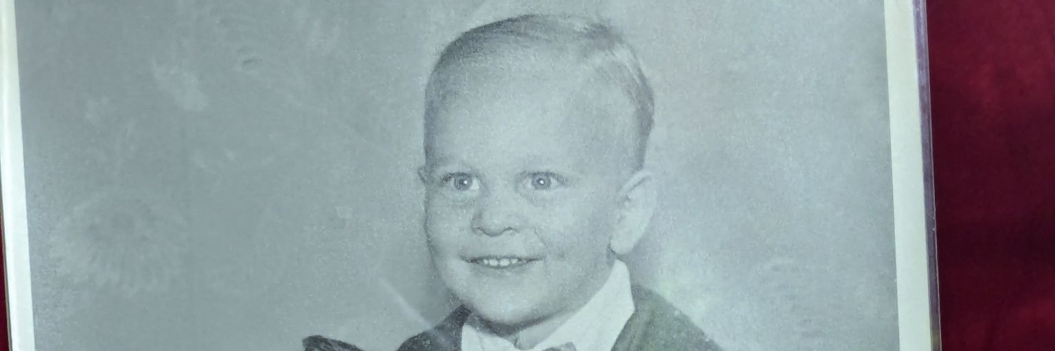 burr_timber's profile banner image