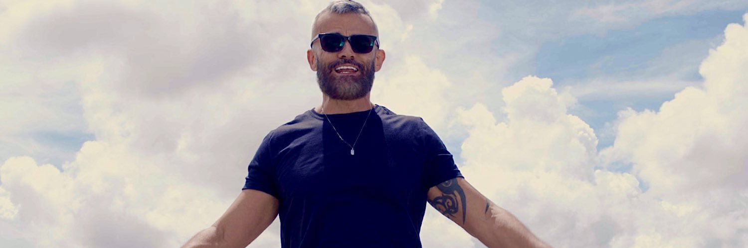 fernantoledo's profile banner image