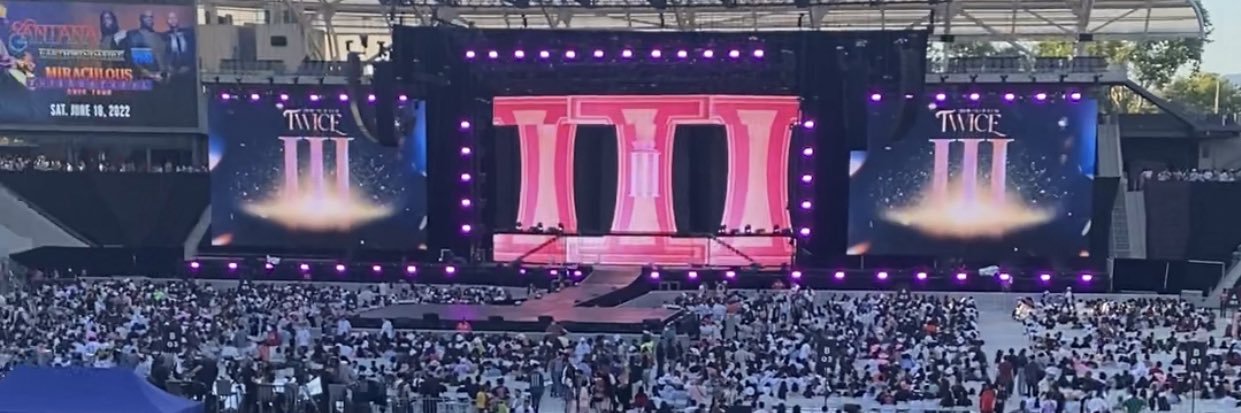 just abhi 🏳️‍🌈 banner