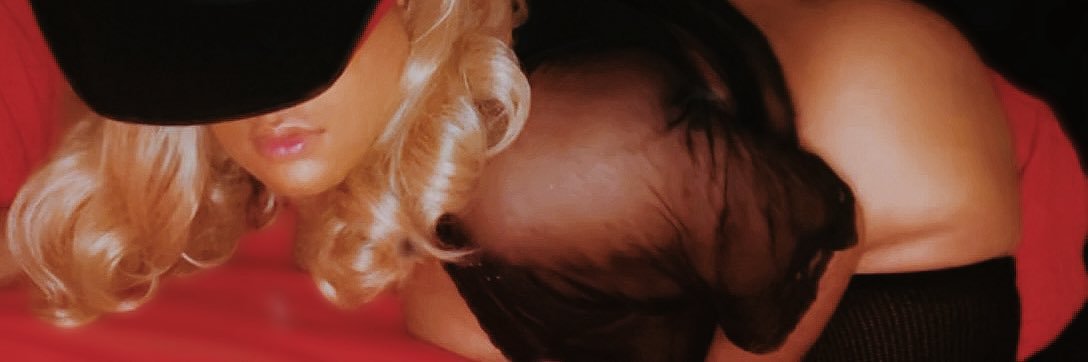 𝐾 𝑅𝐸𝐷𝐷 banner