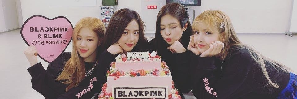 เอสสึ 🐳 🖤🩷 banner