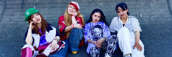 Letitout_Japan Profile Banner