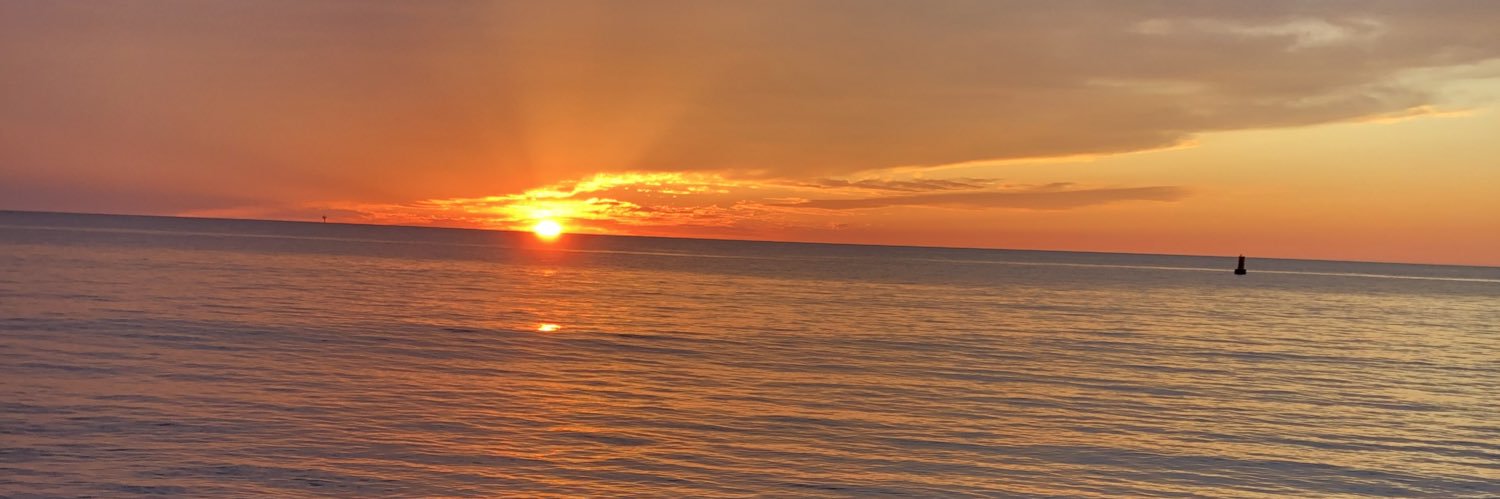 miyannde's profile banner image