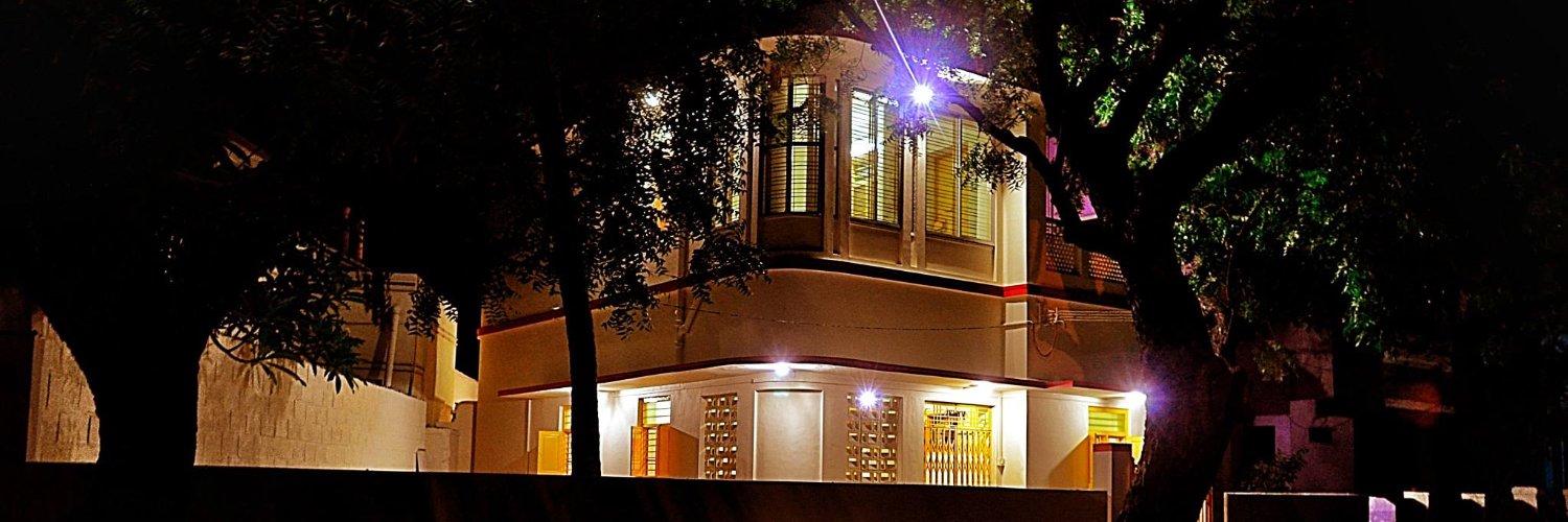 TholandiGroup's profile banner image