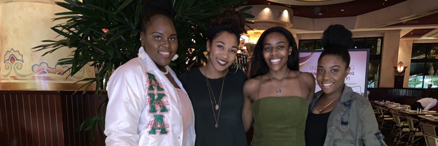 tyra_cox23's profile banner image