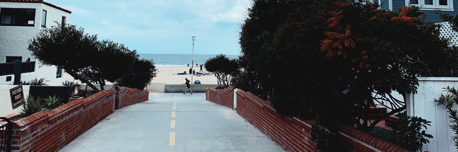 ashschloem_'s profile banner image
