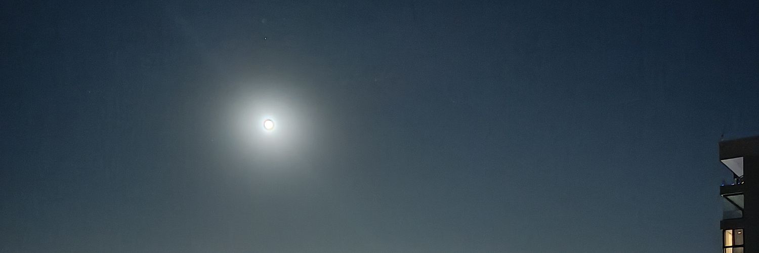 geraldinept's profile banner image