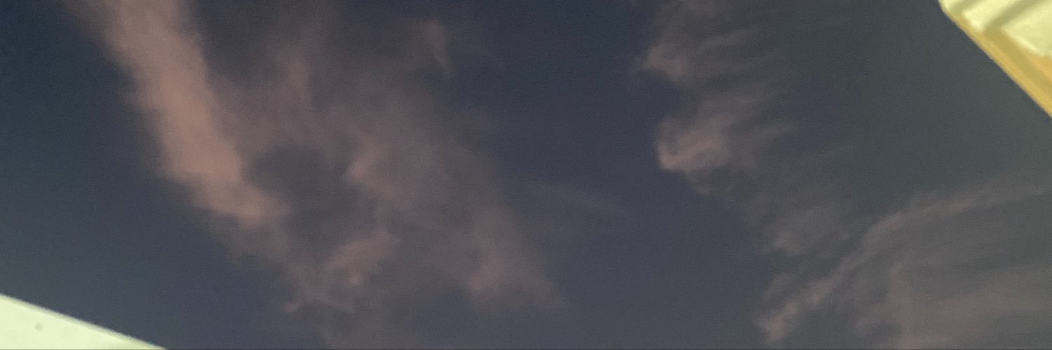 ivomozin's profile banner image