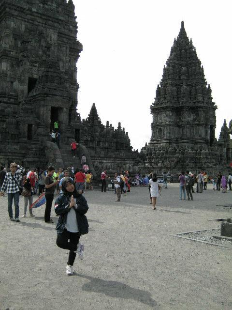 Adita Ayu Retno banner