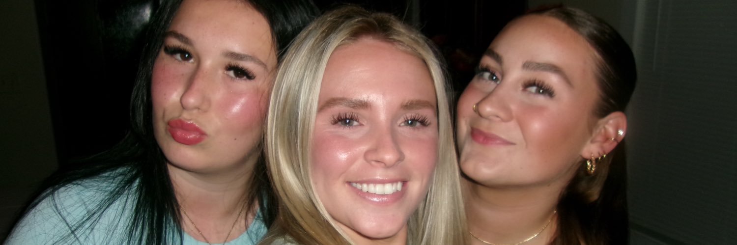 miamkae's profile banner image