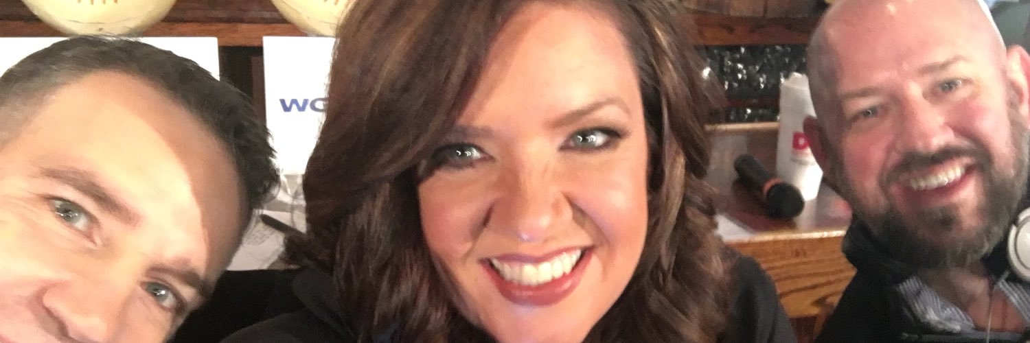 Robin Baumgarten on Twitter: "My daughters and niece at work with me