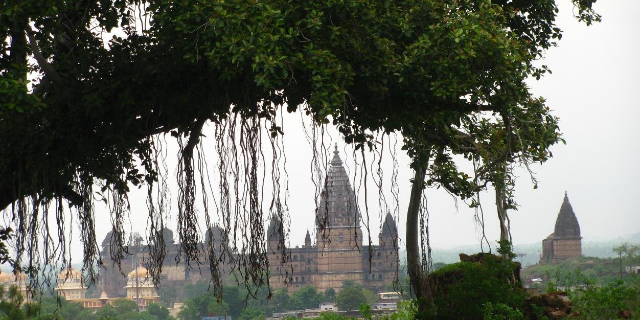 Ángel Terrones banner