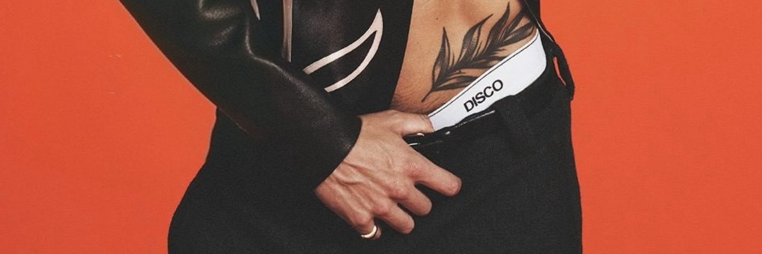 louietsong's profile banner image