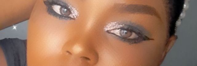 Goldenguurrl's profile banner image