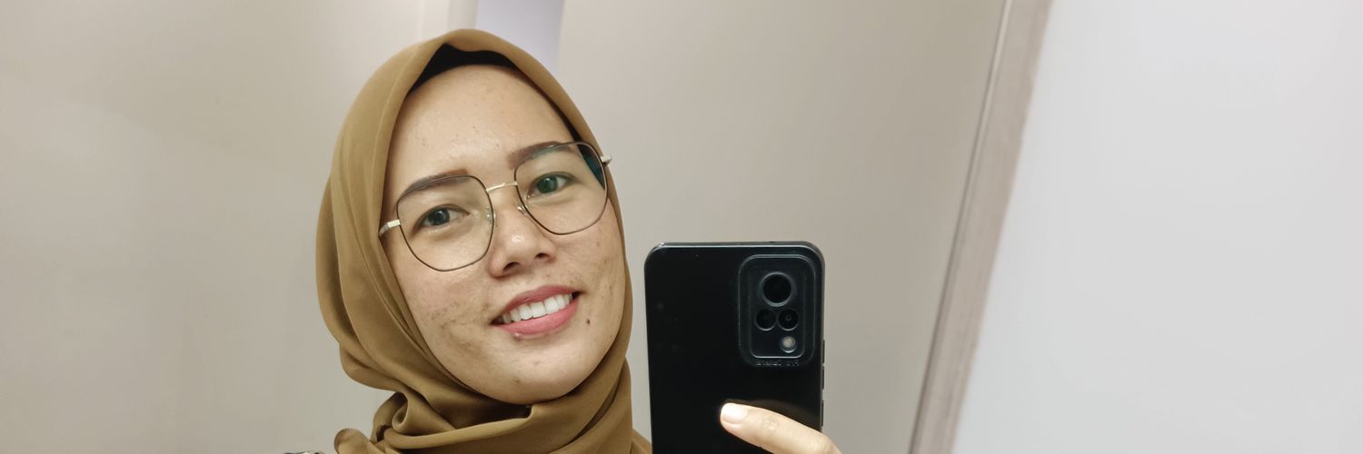 dhewisartika's profile banner image