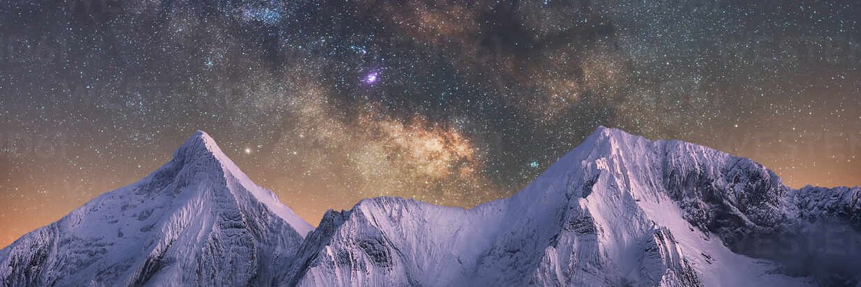 AmbientCosmos's profile banner image