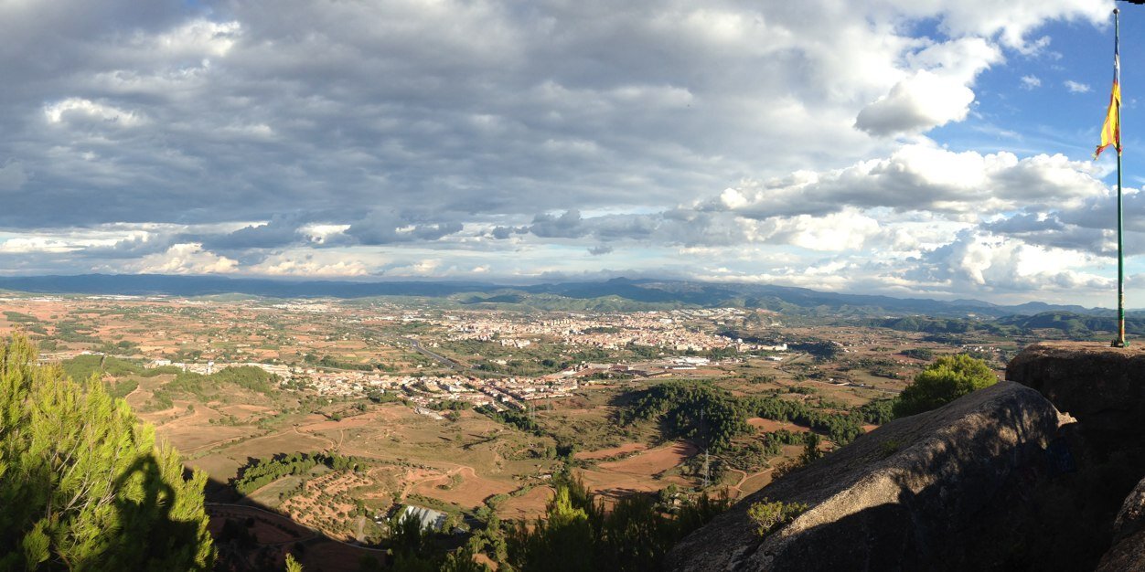 moisespellicer's profile banner image