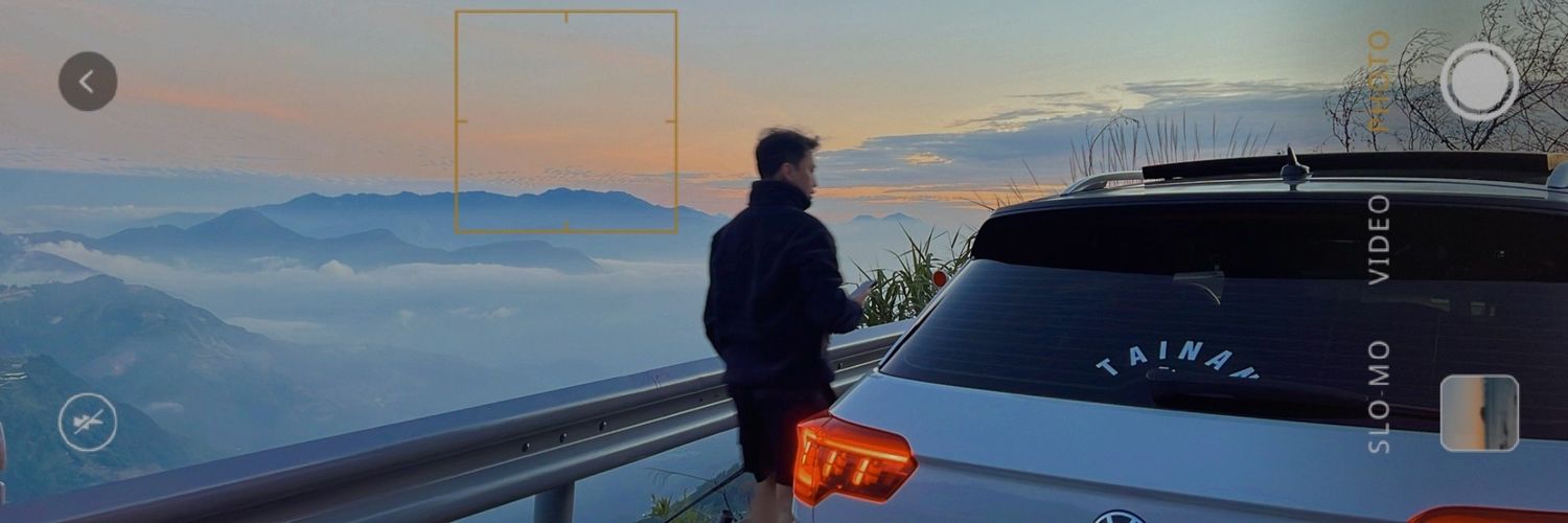 yaochenmin's profile banner image
