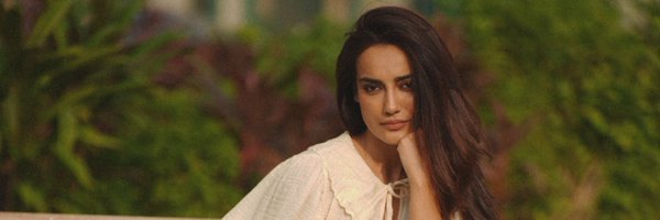 Surbhi Jyoti Profile Banner