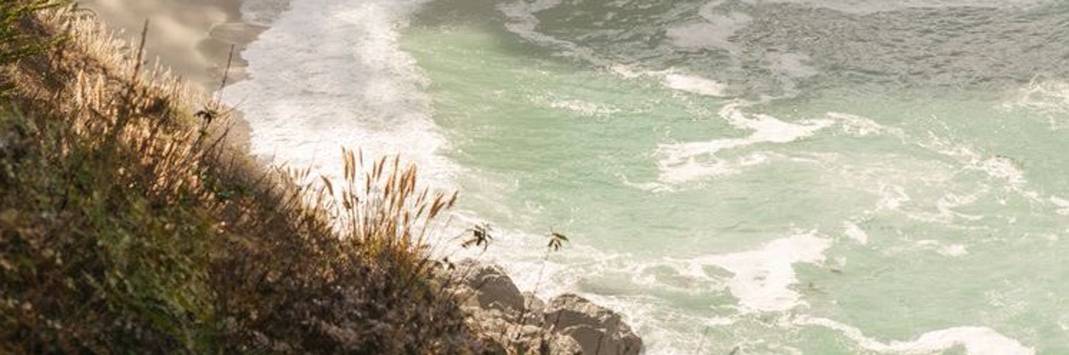 nherina_'s profile banner image