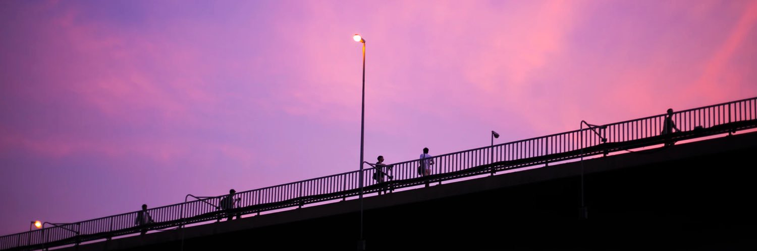 𝑷𝒐𝒓𝒄𝒉𝒆 banner