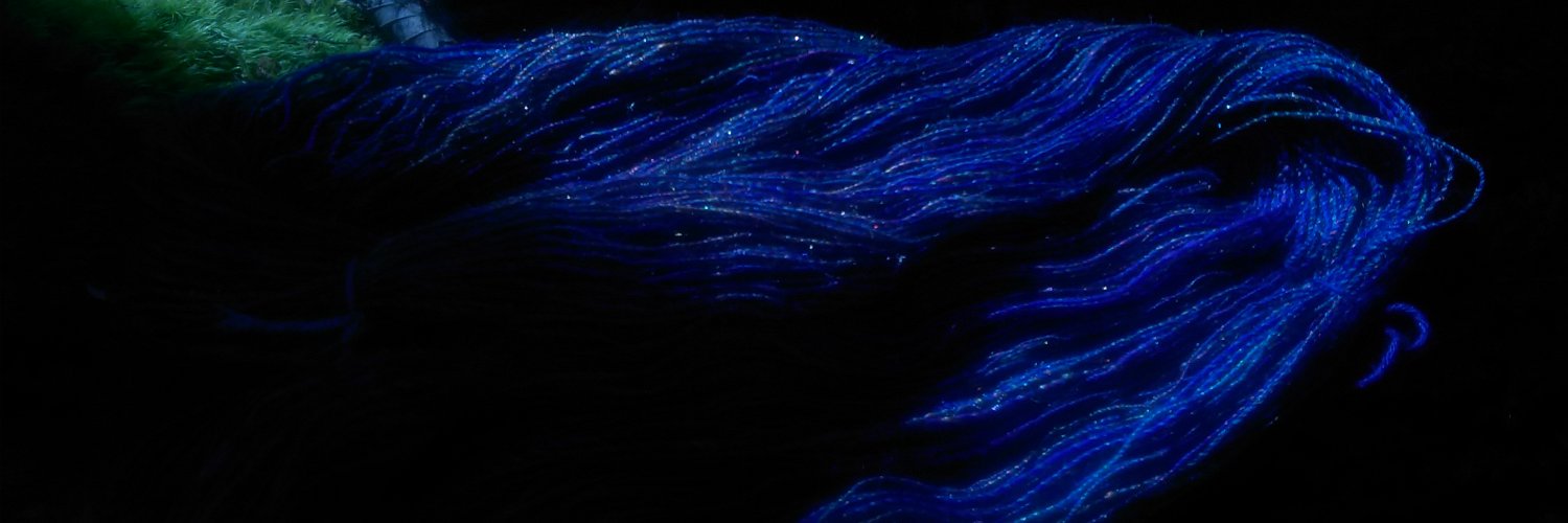 Ruth (also istezada in the bright blue sky) banner