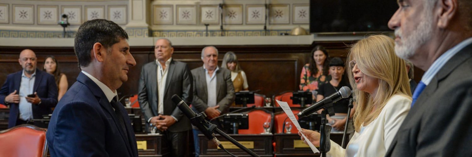 Fernando Coronel banner