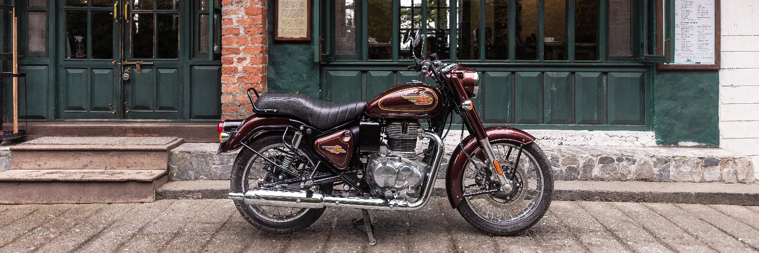 motofield's profile banner image