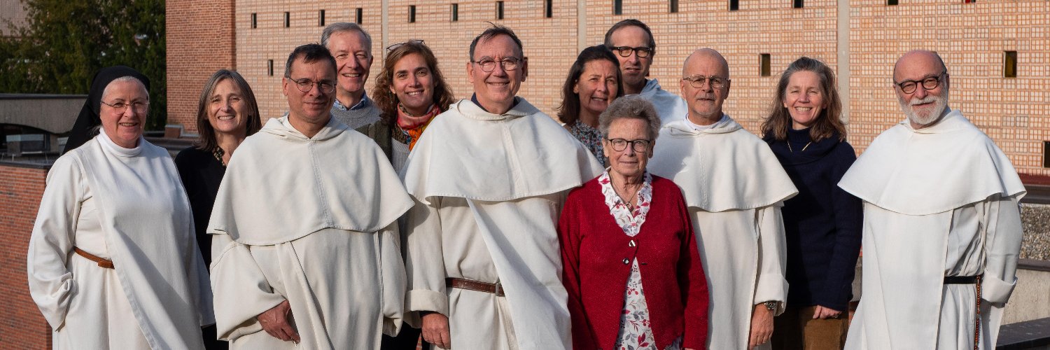 Prier dans la ville banner