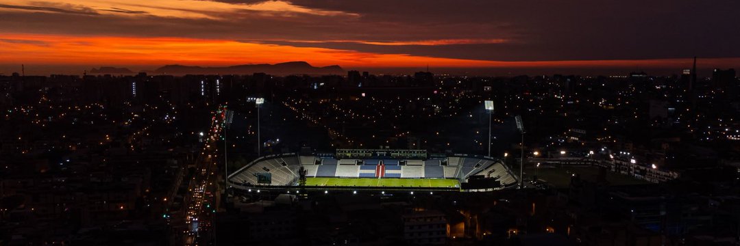 Renzo Chávez banner