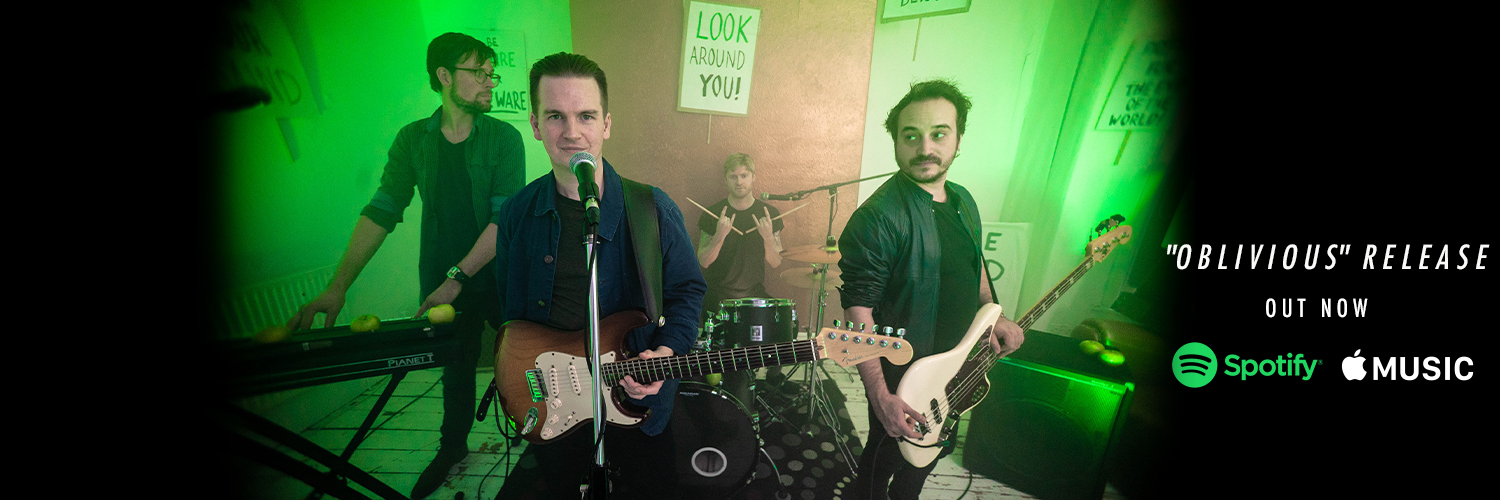 Digging for Apples banner