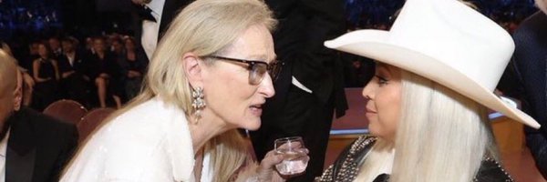 itsloree__ Profile Banner