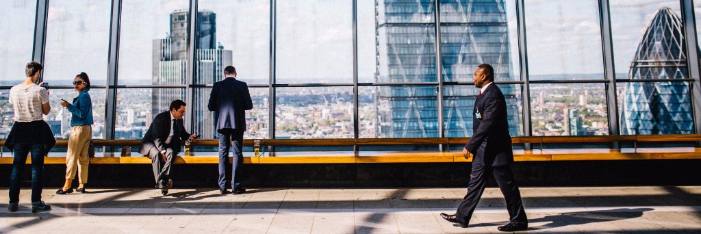 The eFMinsight magazine banner