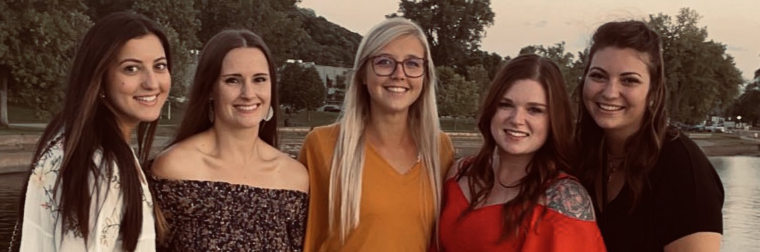 nikkiwebert17's profile banner image