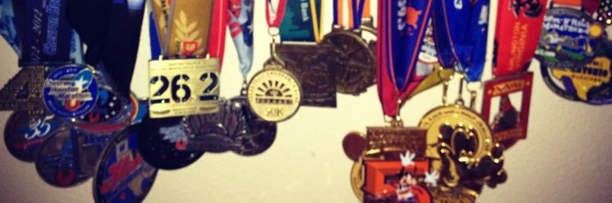 robyna423's profile banner image