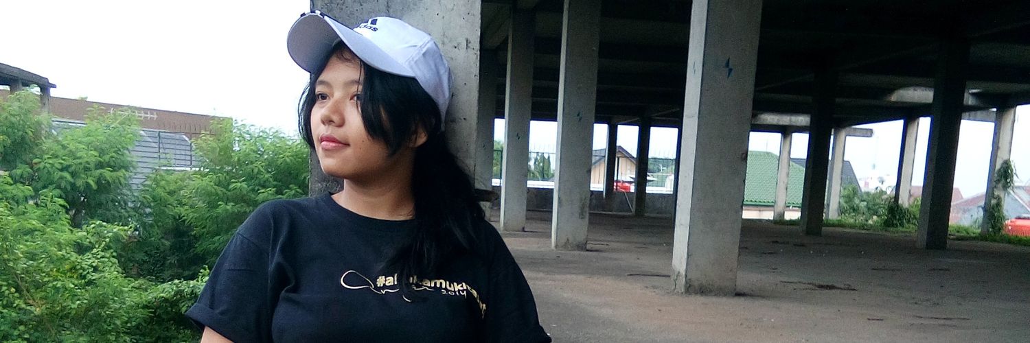 tia2709's profile banner image