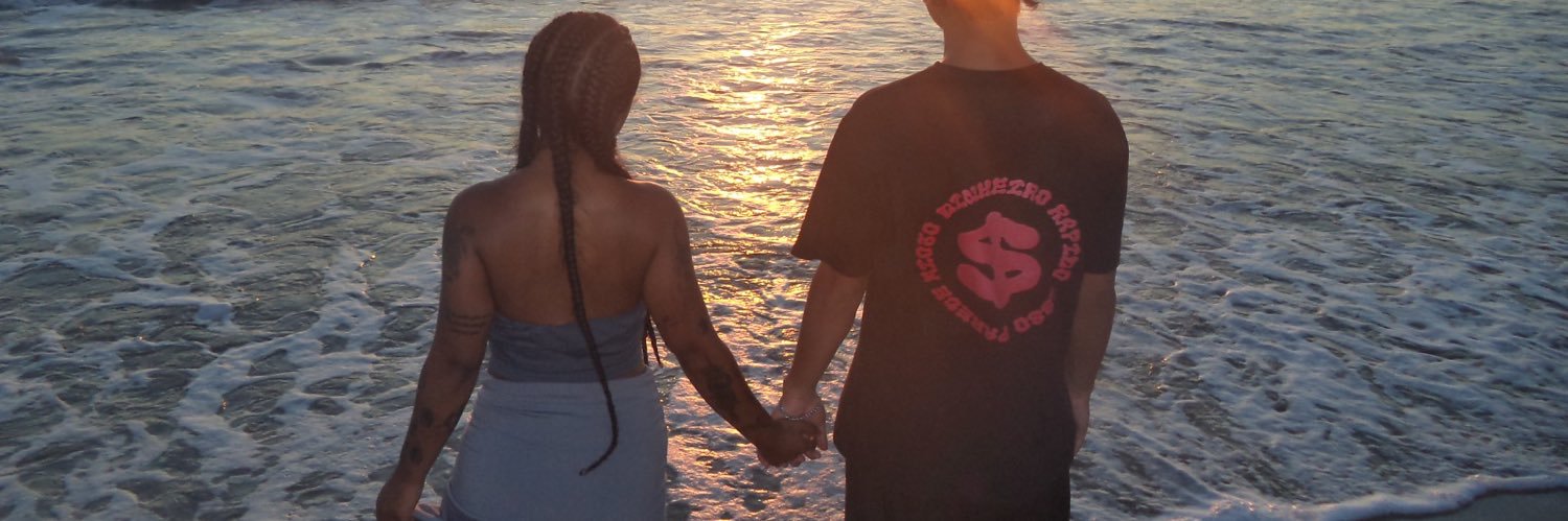 notthaly's profile banner image