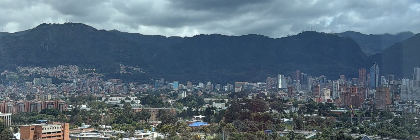 NUR FANNERY banner