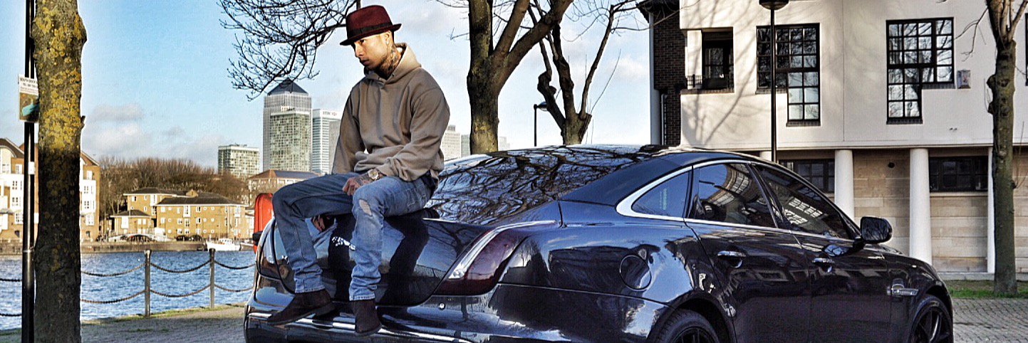 DeeTeeofficial's profile banner image