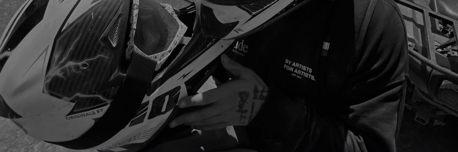 CaarolMachadoo's profile banner image