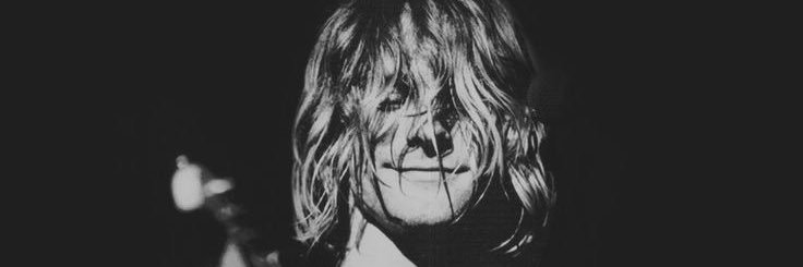 sarazainall's profile banner image