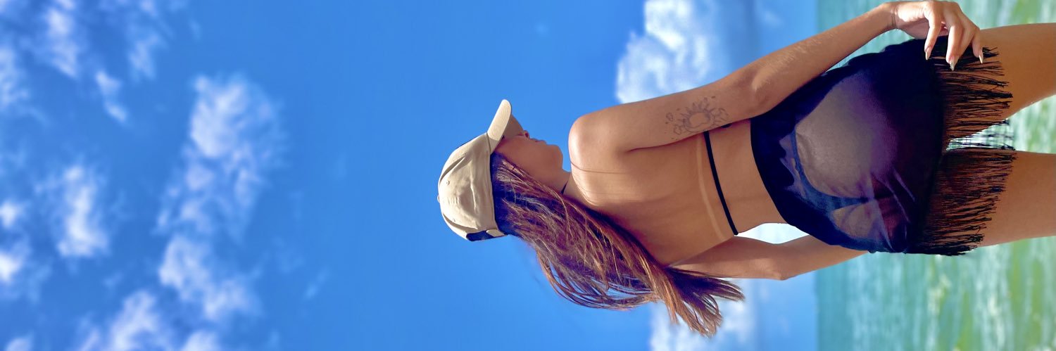 samantherkm's profile banner image