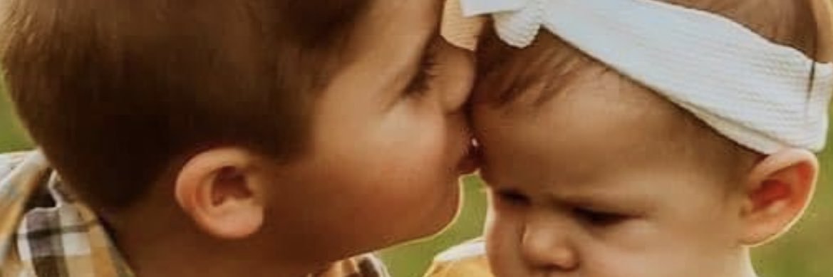Courtney__Lynnn's profile banner image