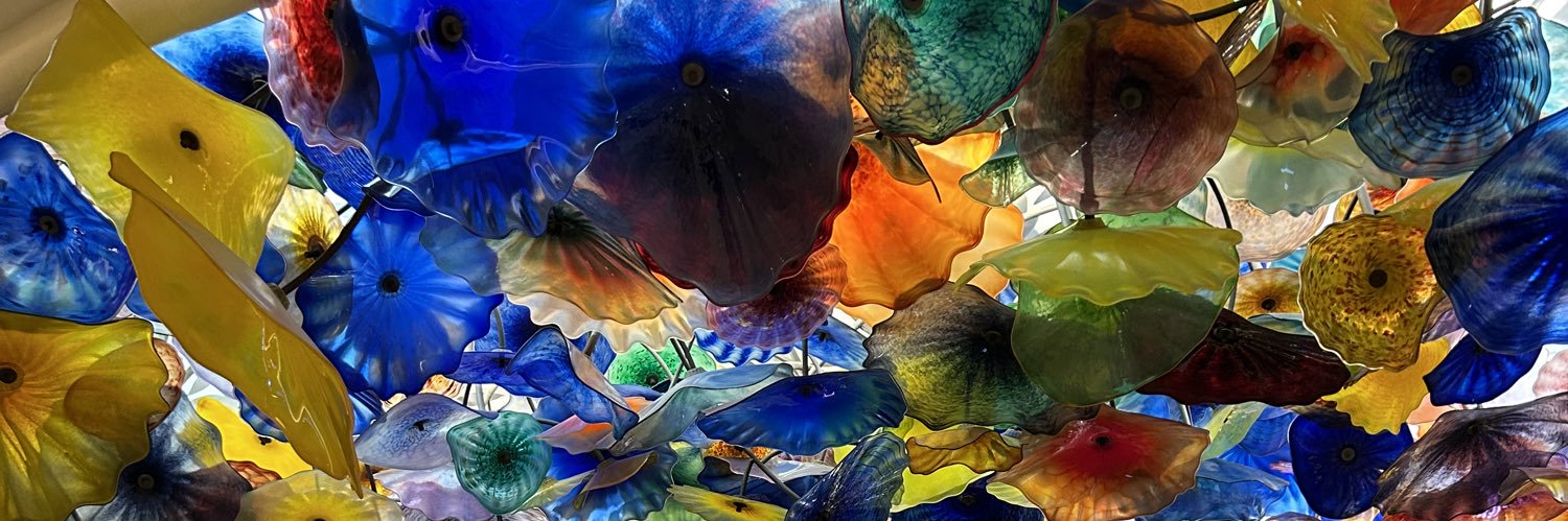 MarielRedFlake's profile banner image