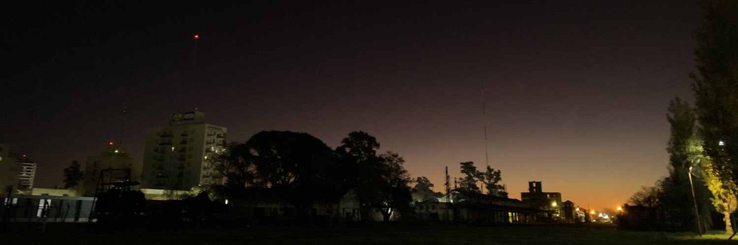 valen_faura's profile banner image