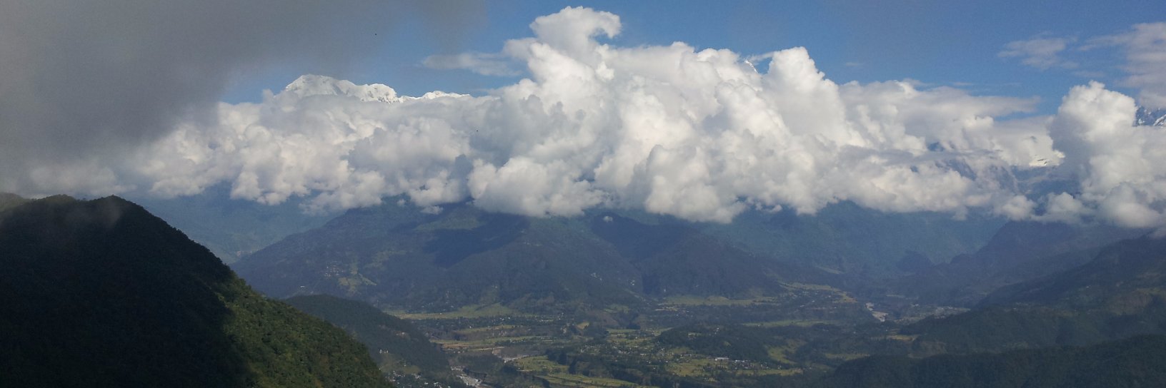 餘永 光江 banner